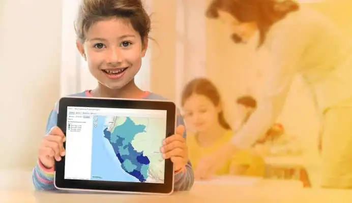 Educacion GIS Peru colegios